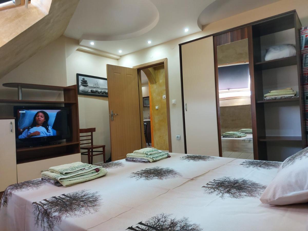 Yana Apartments Szandanszki Kültér fotó